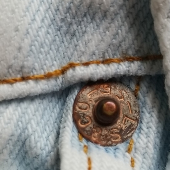 🅢︎🅐︎🅛🅔︎ 𝑽𝒊𝒏𝒕𝒂𝒈𝒆 𝐋𝐄𝐕𝐈 High Waisted - Picture 15 of 16